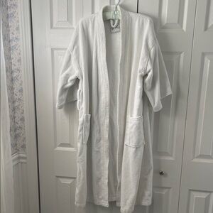 Pacific Bay White Unisex Terry Cloth Spa Bathrobe